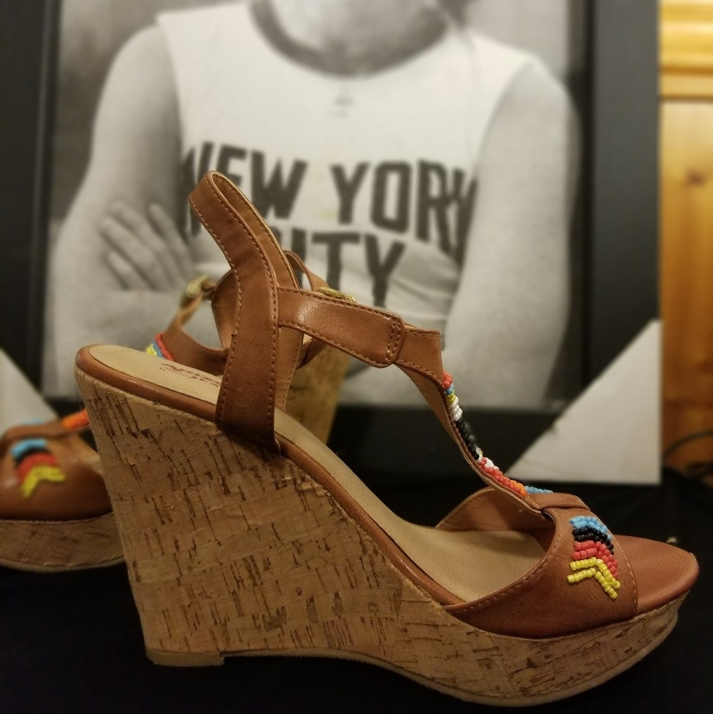 Size 8 Arizona Wedged Heels